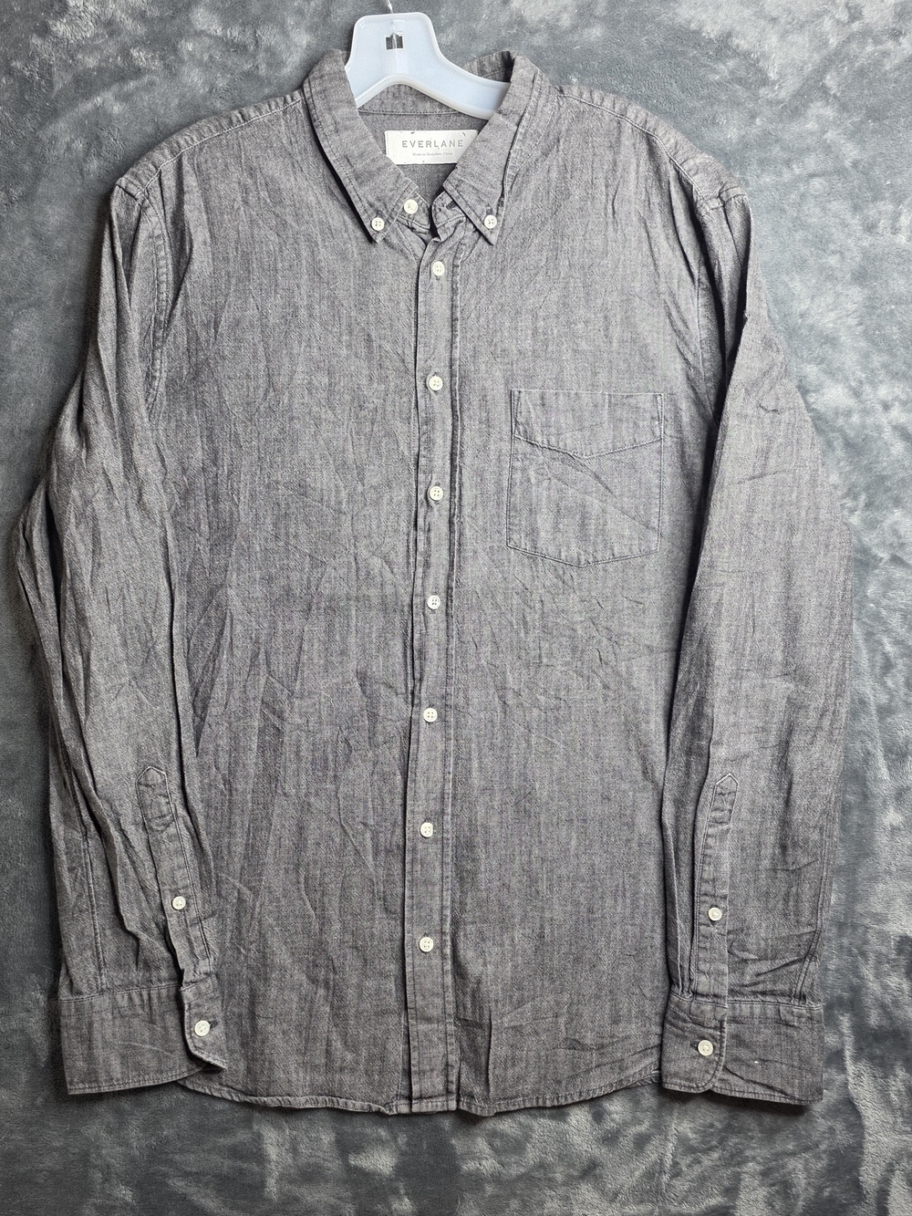 Everlane Men's Button-Down Shirt - Charcoal Gray